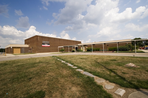 Exterior of Oakdale Elementary