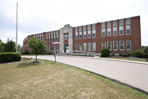 Exterior of Springmyer Elementary